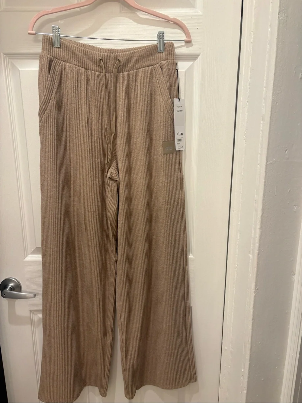 Alo Yoga Muse Wide Leg Pants Gravel Heather Ribbed Size Small NWT